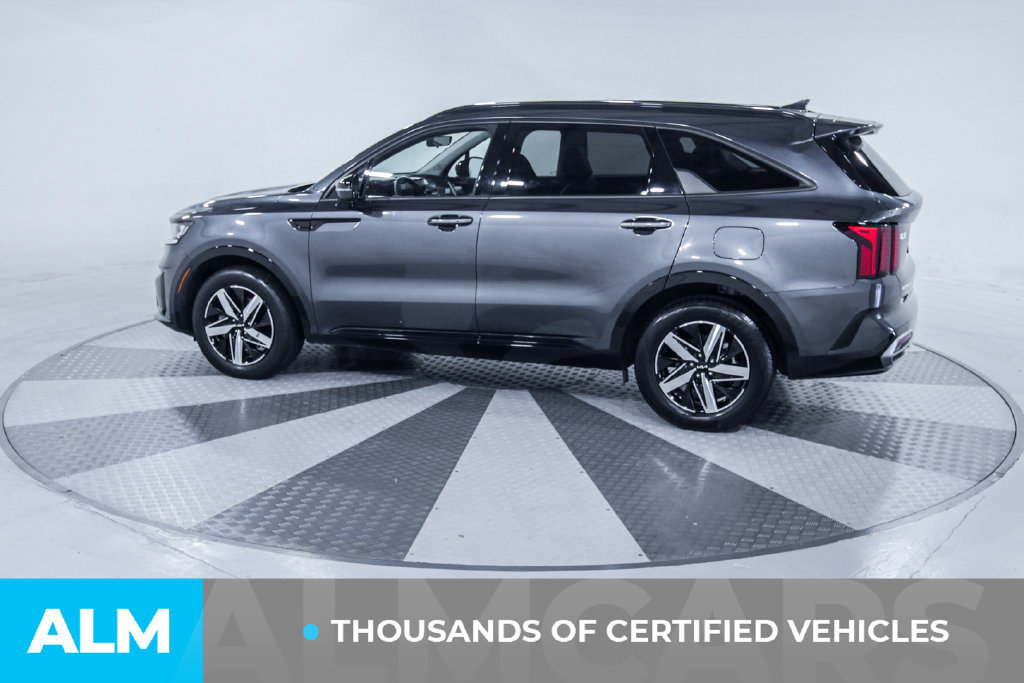 Used 2023 Kia Sorento S w/ Panoramic Sunroof Package FWD image 4