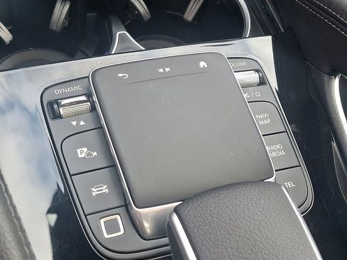 Used 2025 Mercedes-Benz GLE 450e 4MATIC image 26