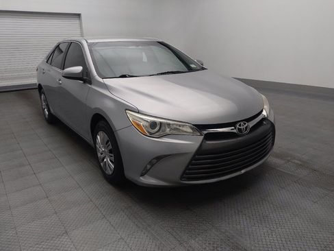 Used 2016 Toyota Camry LE image 13