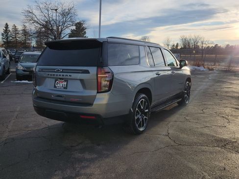 Used 2023 Chevrolet Suburban RST w/ Luxury Package image 11
