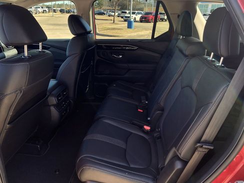 Used 2025 Honda Pilot EX-L image 25