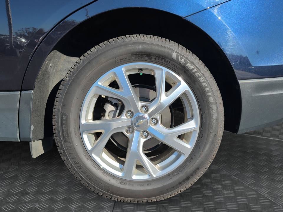 Used 2020 Chevrolet Equinox Premier FWD image 22