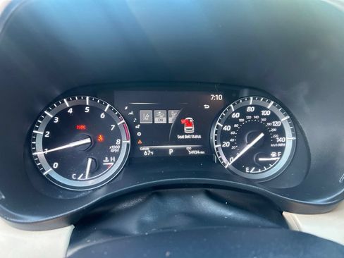 Used 2020 Toyota Highlander Limited AWD/4WD image 29