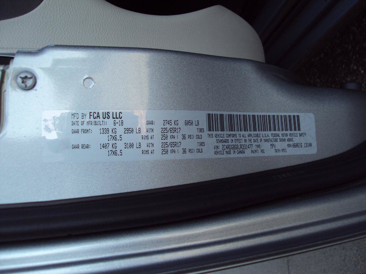 Used 2018 Dodge Grand Caravan SE w/ UConnect Hands-Free Group FWD image 33