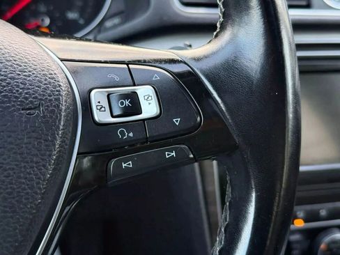 Used 2017 Volkswagen Passat 1.8T SE image 31