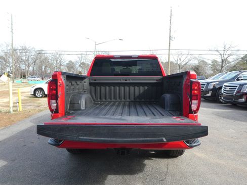 Used 2020 GMC Sierra 1500 Elevation w/ Elevation Value Package image 7