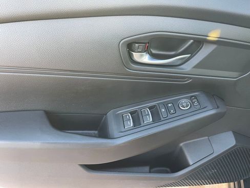 Certified 2023 Honda Accord LX image 6