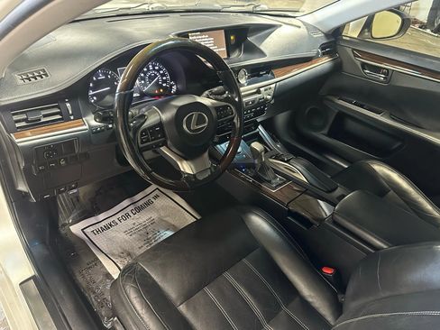 Used 2016 Lexus ES 350 image 6
