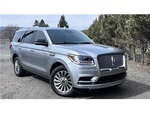 Used 2020 Lincoln Navigator 4WD image 30