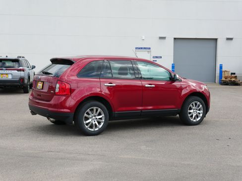 Used 2013 Ford Edge SEL FWD image 7