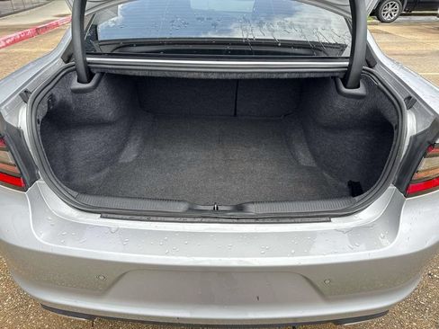 Used 2022 Dodge Charger SXT RWD image 8