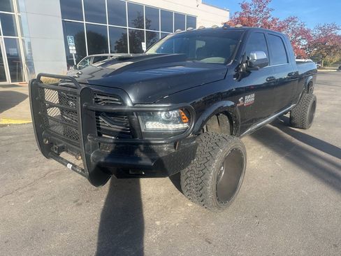 Used 2018 RAM 2500 Limited image 7