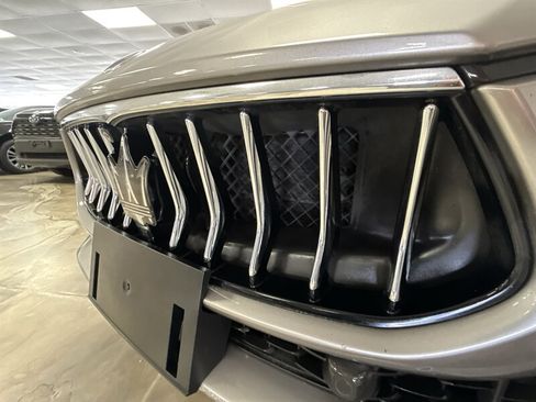 Used 2019 Maserati Ghibli RWD image 14