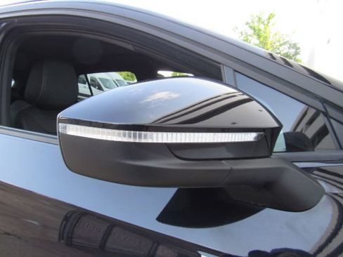 Used 2023 Volkswagen ID.4 S image 24