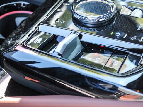 New 2025 BMW i5 M60 w/ Premium Package AWD/4WD image 19