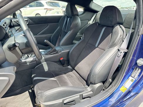Certified 2025 Toyota GR86 Premium w/ ALL Weather Mat Package (TMS) RWD image 13