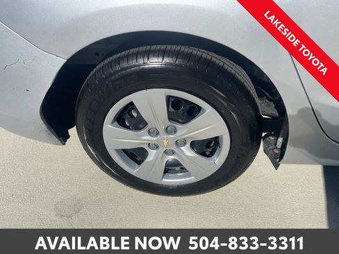 Used 2017 Chevrolet Cruze LS image 12