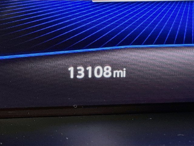 Certified 2025 Volkswagen Taos SE AWD/4WD image 12