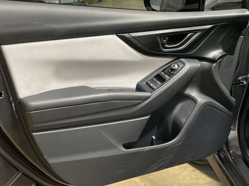 Used 2020 Subaru Crosstrek 2.0i Premium w/ Moonroof Package 2 image 12