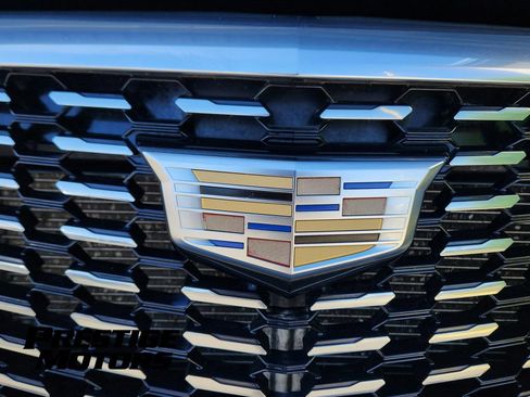 Used 2020 Cadillac XT5 Premium Luxury AWD/4WD image 12