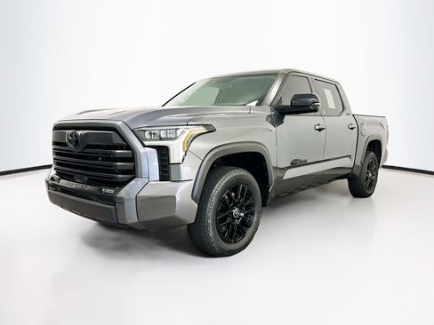Used 2024 Toyota Tundra Limited AWD/4WD image 3