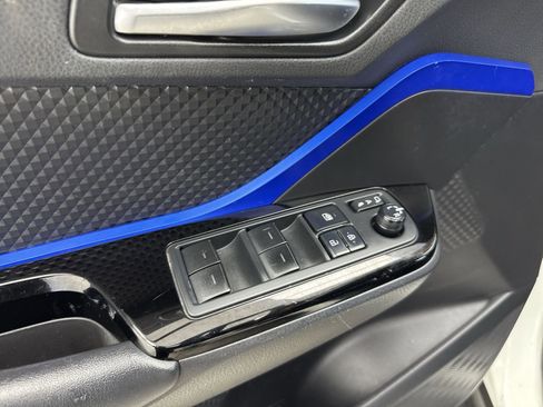 Used 2021 Toyota C-HR XLE image 27