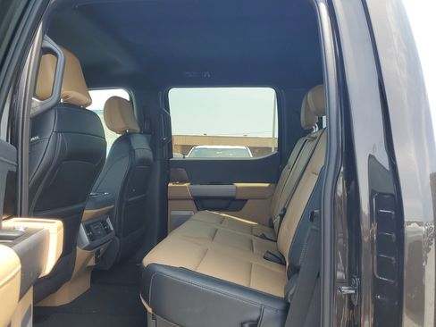 New 2025 Ford F250 Lariat w/ Lariat Ultimate Package image 10