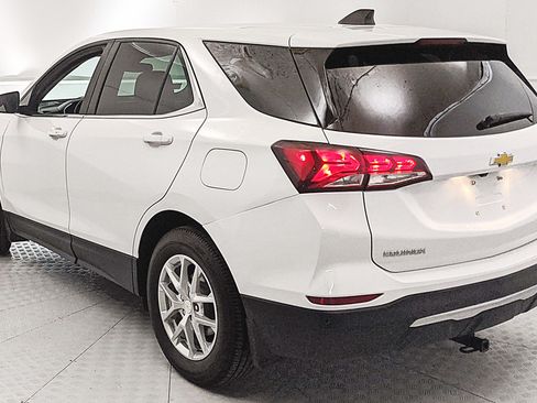 Used 2023 Chevrolet Equinox LT w/ LPO, Floor Liner Package AWD/4WD image 4