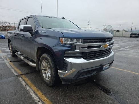 Used 2019 Chevrolet Silverado 1500 LT w/ All-Star Edition image 2
