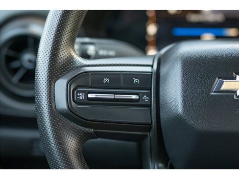Used 2023 Chevrolet Colorado W/T w/ WT Convenience Package RWD image 10