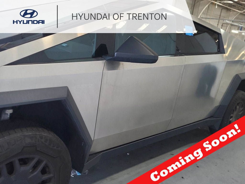 Used 2024 Tesla Cybertruck AWD Crew Cab image 1