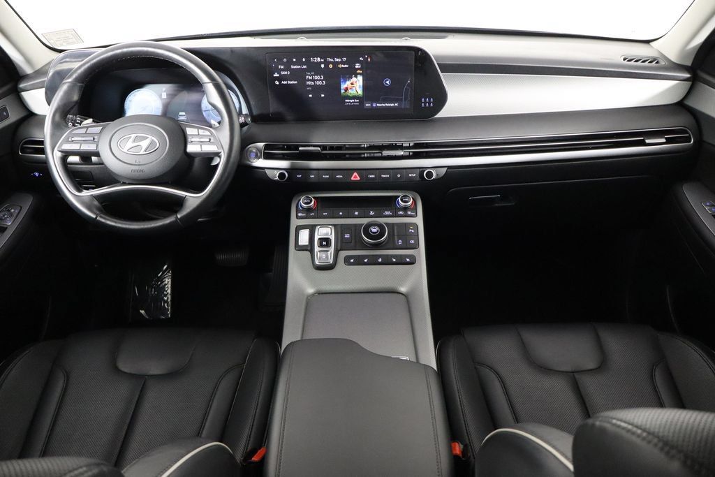 Used 2024 Hyundai Palisade SEL FWD image 13