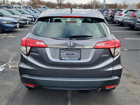 Used 2022 Honda HR-V LX image 5