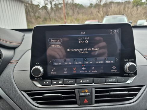 Used 2021 Nissan Altima 2.5 SR w/ SR Premium Package image 30