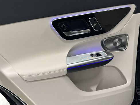 New 2026 Mercedes-Benz GLC 300 4MATIC image 24