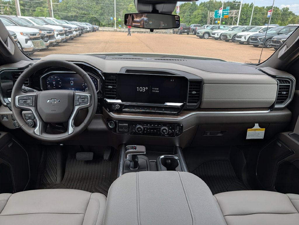 New 2026 Chevrolet Silverado 1500 RST w/ Convenience Package II AWD/4WD image 10