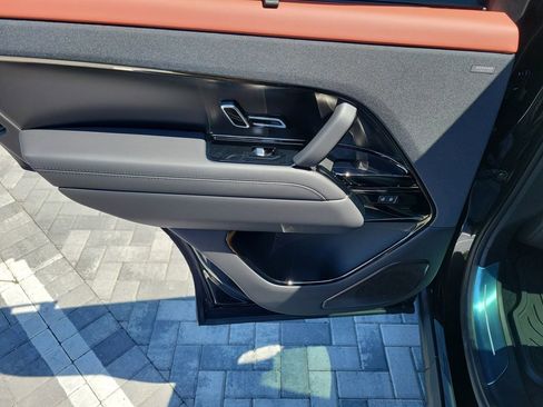 New 2026 Land Rover Range Rover Sport SV Carbon AWD/4WD image 22
