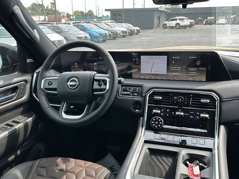 New 2025 Nissan Armada Platinum Reserve image 31