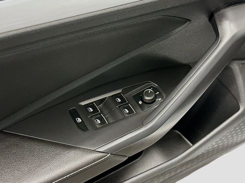 Used 2025 Volkswagen Jetta S image 15