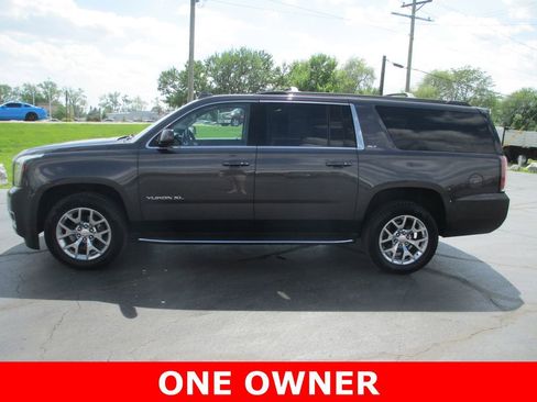 Used 2018 GMC Yukon XL SLT w/ Open Road Package AWD/4WD image 9