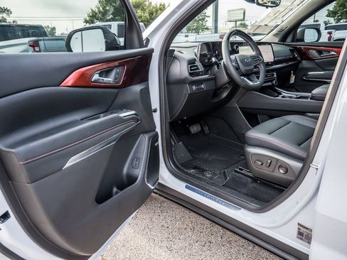 New 2026 Chevrolet Traverse Z71 w/ Enhanced Driving Package AWD/4WD image 36