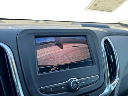 Used 2024 Chevrolet Equinox LS w/ LS Convenience Package image 13