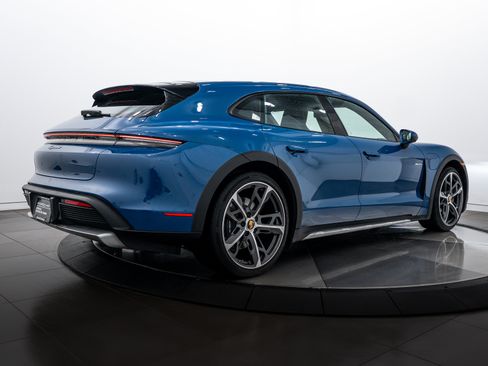 Certified 2024 Porsche Taycan 4 Cross Turismo image 7