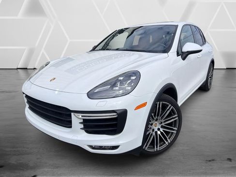 Used 2015 Porsche Cayenne Turbo AWD/4WD image 1