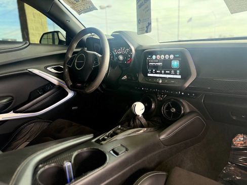 Used 2018 Chevrolet Camaro SS image 49