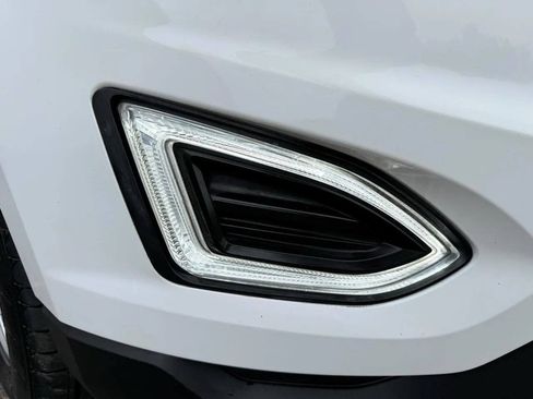 Used 2018 Ford Edge SEL w/ Equipment Group 201A AWD/4WD image 14