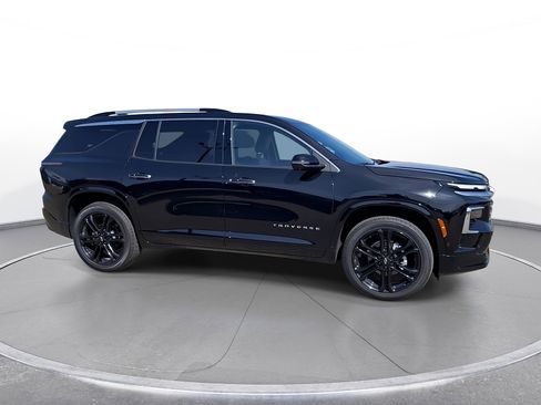 New 2026 Chevrolet Traverse High Country w/ LPO, Floor Liner Package FWD image 9