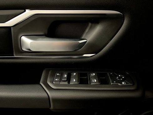 New 2026 RAM 1500 4x4 Crew Cab image 15