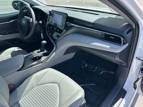 Used 2023 Toyota Camry SE image 43