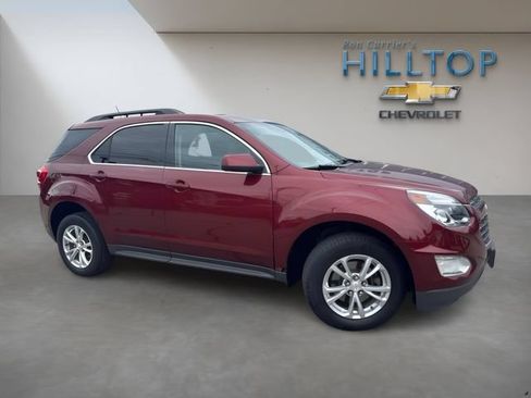 Used 2017 Chevrolet Equinox LT w/ Convenience Package AWD/4WD image 2